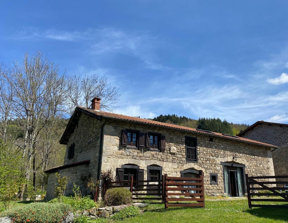 La Vaisse Bed and Breakfast Ambert Exteriör bild