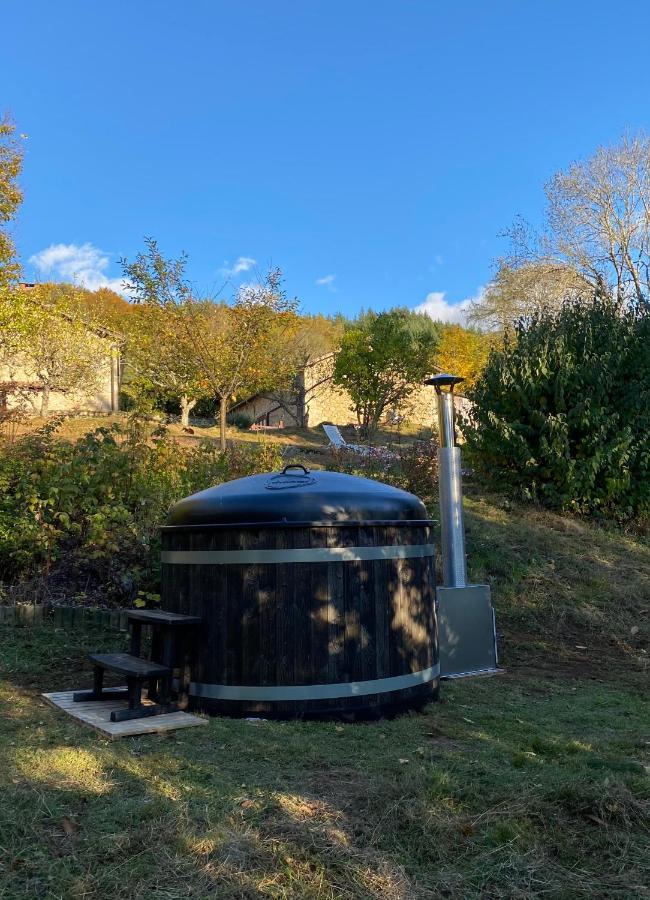 La Vaisse Bed and Breakfast Ambert Exteriör bild